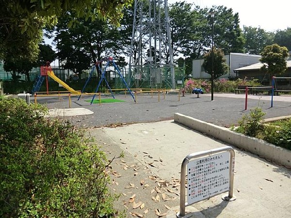 周辺環境:上矢部第二公園(上矢部第二公園まで400m)
