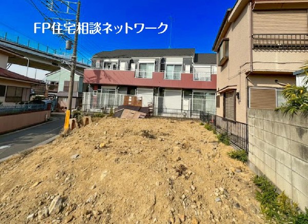 外観:揺れに耐える耐震性能と、揺れを抑えて住宅へのダメージを軽減する制震性能の二つを兼ね備えた住宅です！住まう方を想い造り上げる本物件は、より長く安心して住んで頂きたい為の備えが整っています。