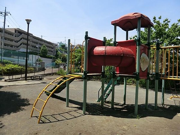 周辺環境:十九ノ区公園(十九ノ区公園まで700m 公園近くでお子様も安心して遊べます♪)