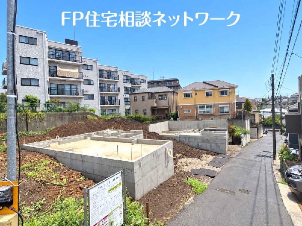 外観:☆☆風通しの良い住宅地☆☆  ゆとりのある住宅地　部屋の窓を開けるとそこには心地よい風が通りぬけます♪