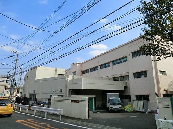 周辺環境:横浜市立境木小学校(横浜市立境木小学校まで550m)
