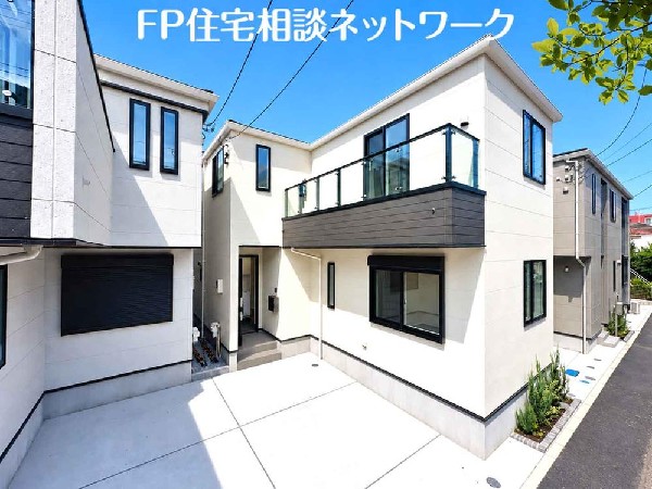 外観:☆☆風通しの良い住宅地☆☆  ゆとりのある住宅地　部屋の窓を開けるとそこには心地よい風が通りぬけます♪