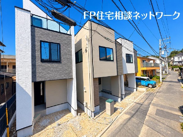外観:駅近でありながら周辺は住宅地となっており子育て家族にもピッタリ。毎日のお買い物も便利なエリアで暮らしやすさを実現するための住環境が整っています。