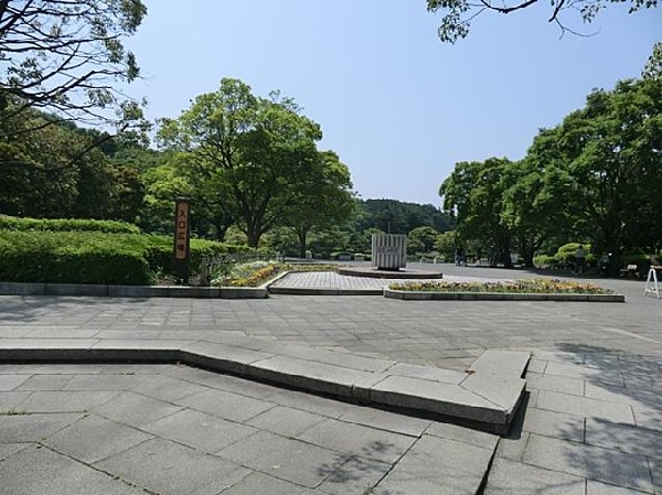 周辺環境:こども自然公園(こども自然公園まで650m)