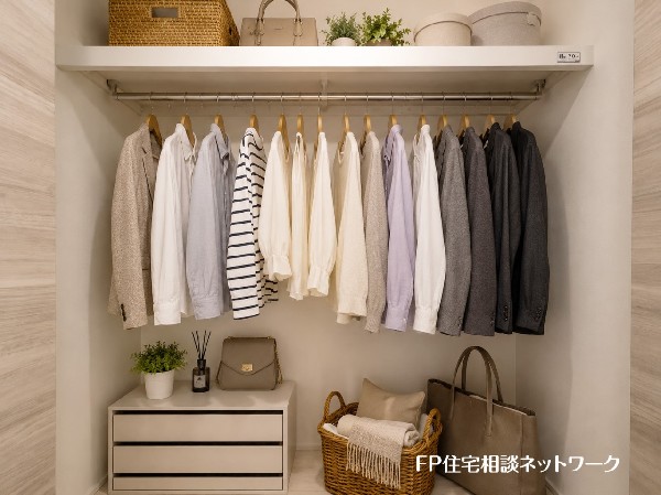 本画像の衣類、小物、棚等はCGの配置イメージです。販売価格に衣類、小物、棚等は含まれず、付帯しません。