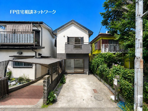 外観:小田急線「新百合ヶ丘」駅徒歩14分の好立地！2階建てが建並ぶ、閑静な住宅街に位置し静かな日常を送る事が出来る住宅です。