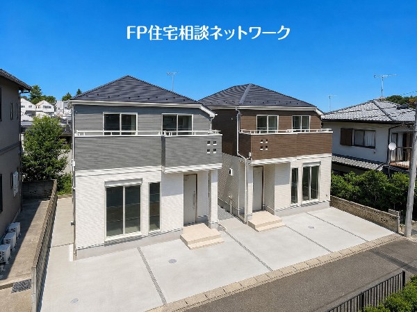 外観:閑静な住宅地で子育て家族にピッタリ。毎日のお散歩も快適な緑に恵まれたエリアで、自然に包まれた穏やかな暮らしを実現するための、ゆとりある住環境が整っています。