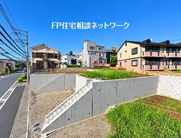 外観:たまプラーザ駅からバス便良好な、静かな住宅街の土地です。理想のマイホームを自由設計で。