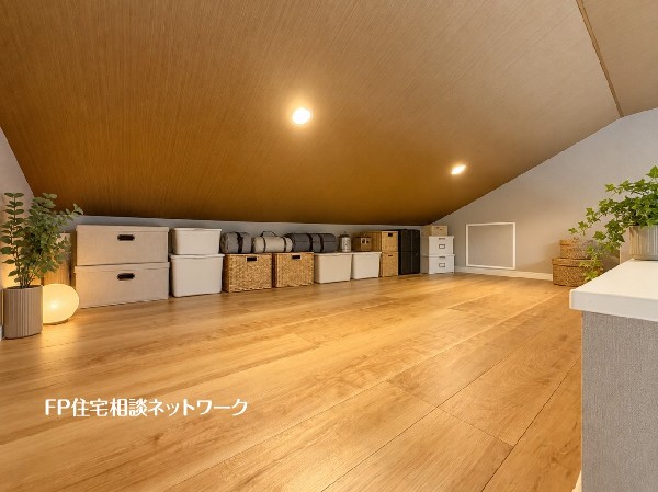 本画像の小物、棚等はCG生成の配置イメージです。販売価格にこれらは含まれず、付帯しません。