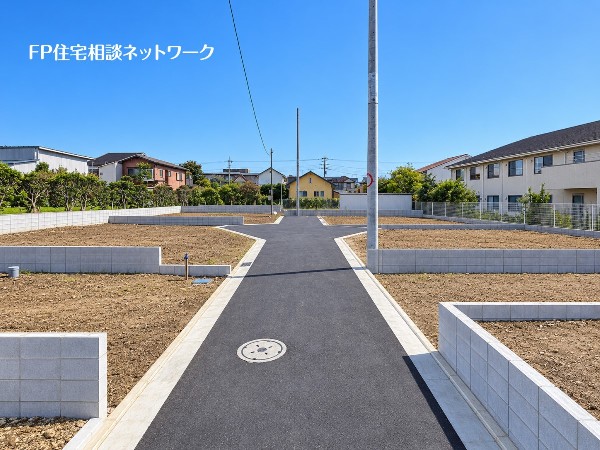 外観:毎日のお散歩も快適な緑に恵まれた閑静な住宅地は、伸び伸びスローライフを叶えてくれます。  