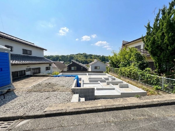 外観:現地写真（基礎）
