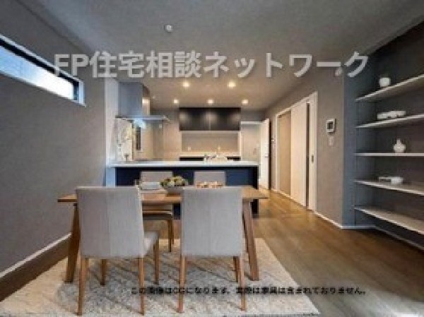 大切なご家族が集まるＬＤＫはこだわりたいですね！休日はおひさまの光をたっぷりと取りこめるリビングでゆったりと過ごしませんか？子供たちが元気に笑いながら走り回っている姿が目に浮かぶ空間です。