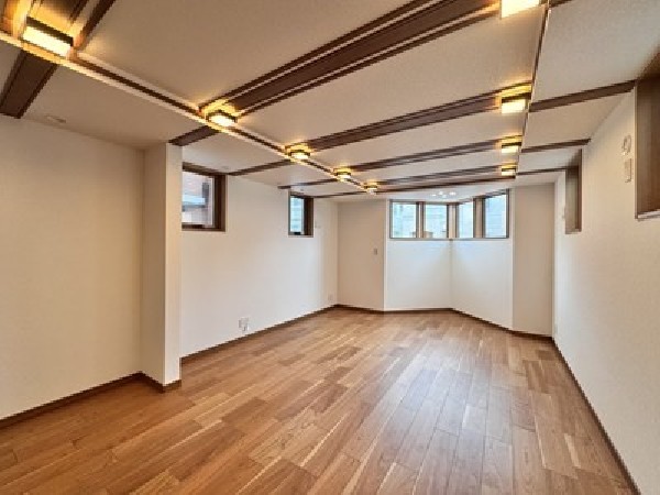 家族と過ごす時間を大切にする方にピッタリのゆとりの住空間です。