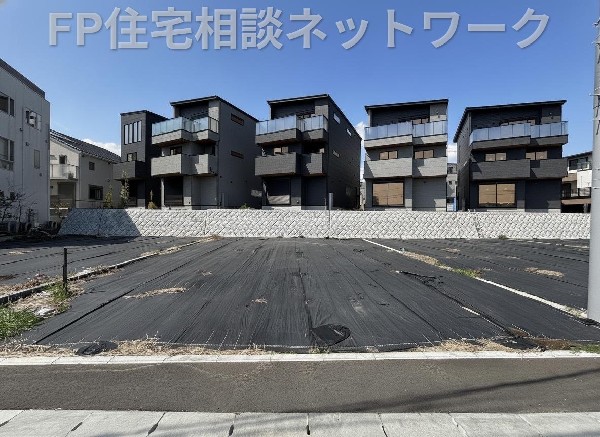 外観:海まで徒歩5分の湘南を感じるロケーション