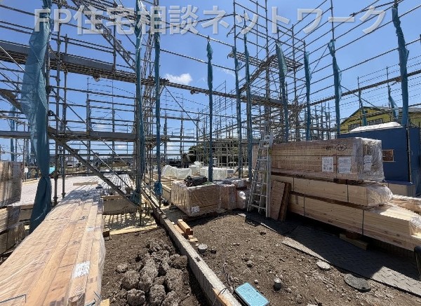 外観:現地でこの周辺環境:と日当たりの良さを実感して下さい。