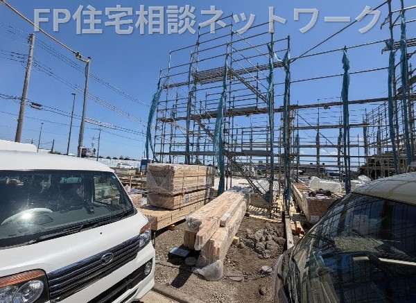 外観:多棟現場ですのでお子様の友達作りやご近所付き合いがしやすい環境です。