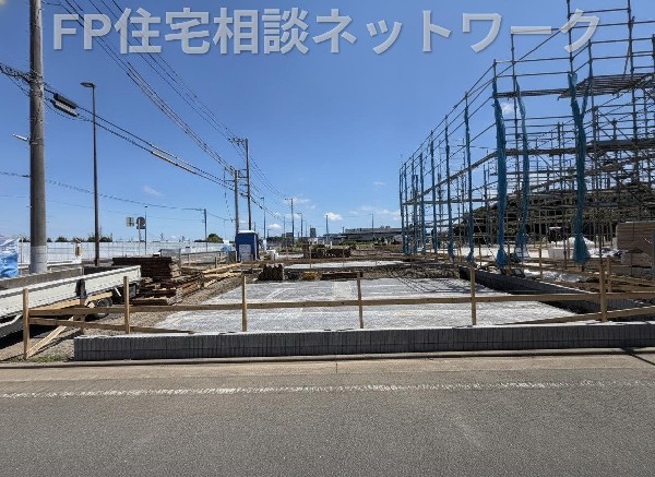 外観:四季の自然に触れるスポットが身近に充実。開放感とゆとりに満ちた、理想の暮らしがここにあります。