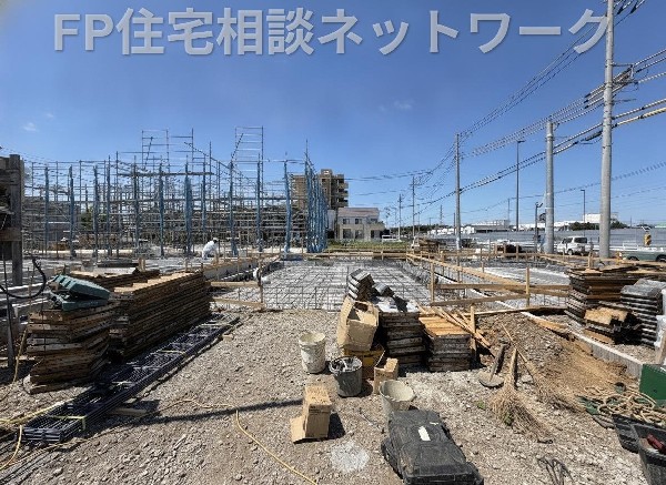 外観:日差しがしっかりと届き、心地よい光が差し込みます。