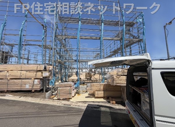 外観:多棟現場ですのでお子様の友達作りやご近所付き合いがしやすい環境です。