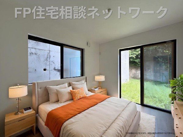 窓をあけるとすがすがしい空気が肌をひきしめる朝。鳥たちのさえずりが「おはよう」のあいさつに聞こえる。