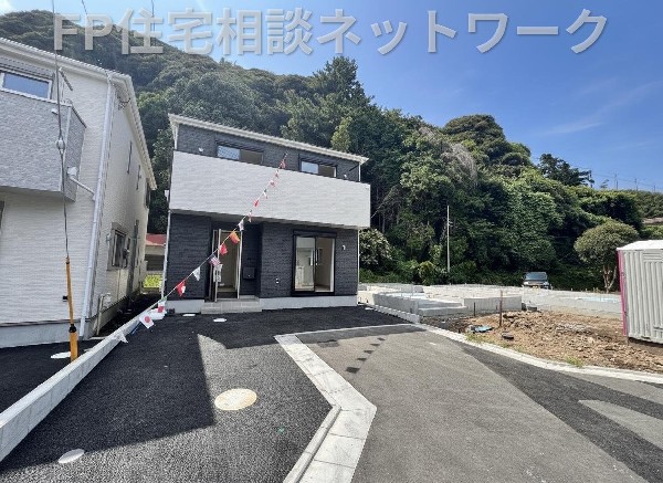外観:多棟現場ですのでお子様の友達作りやご近所付き合いがしやすい環境です。