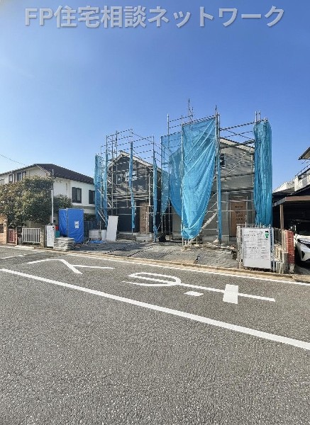 外観:空が広く、緑の多い閑静な趣を感じる環境です。