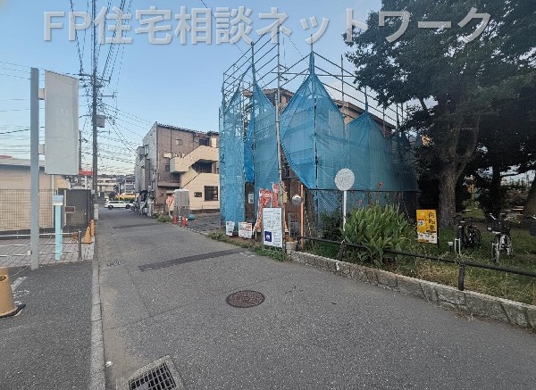 外観:豊かな陽光と心地よい風に満たされたこの場所が、家族の理想の暮らしをやさしく形作ります。
