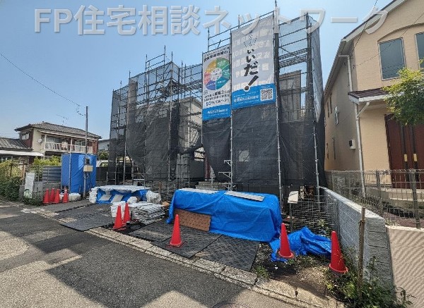 外観:駅徒歩圏という高い利便性を享受しながら、落ち着きのある住環境に寄り添う魅力的な立地です。  